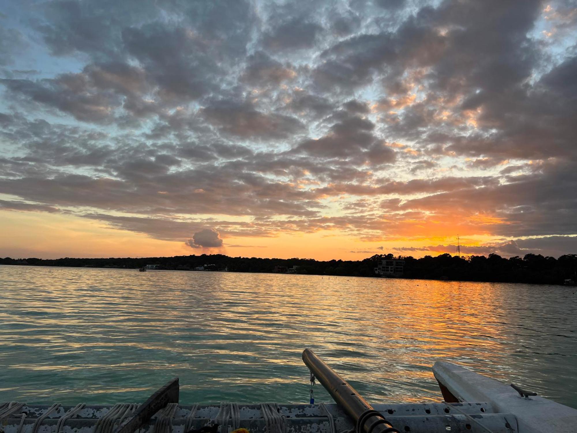 Villa Santuario Lake Front Oasis Bacalar Eksteriør billede