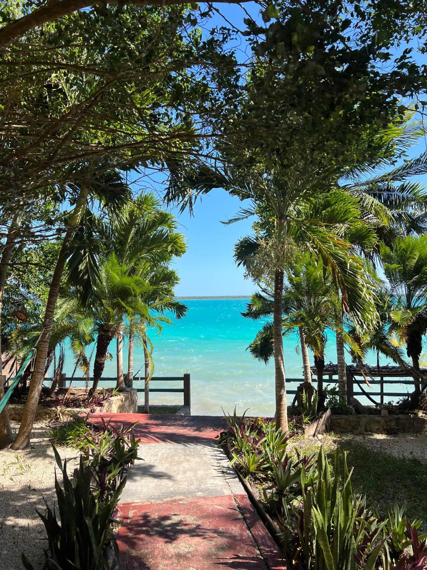 Villa Santuario Lake Front Oasis Bacalar Eksteriør billede