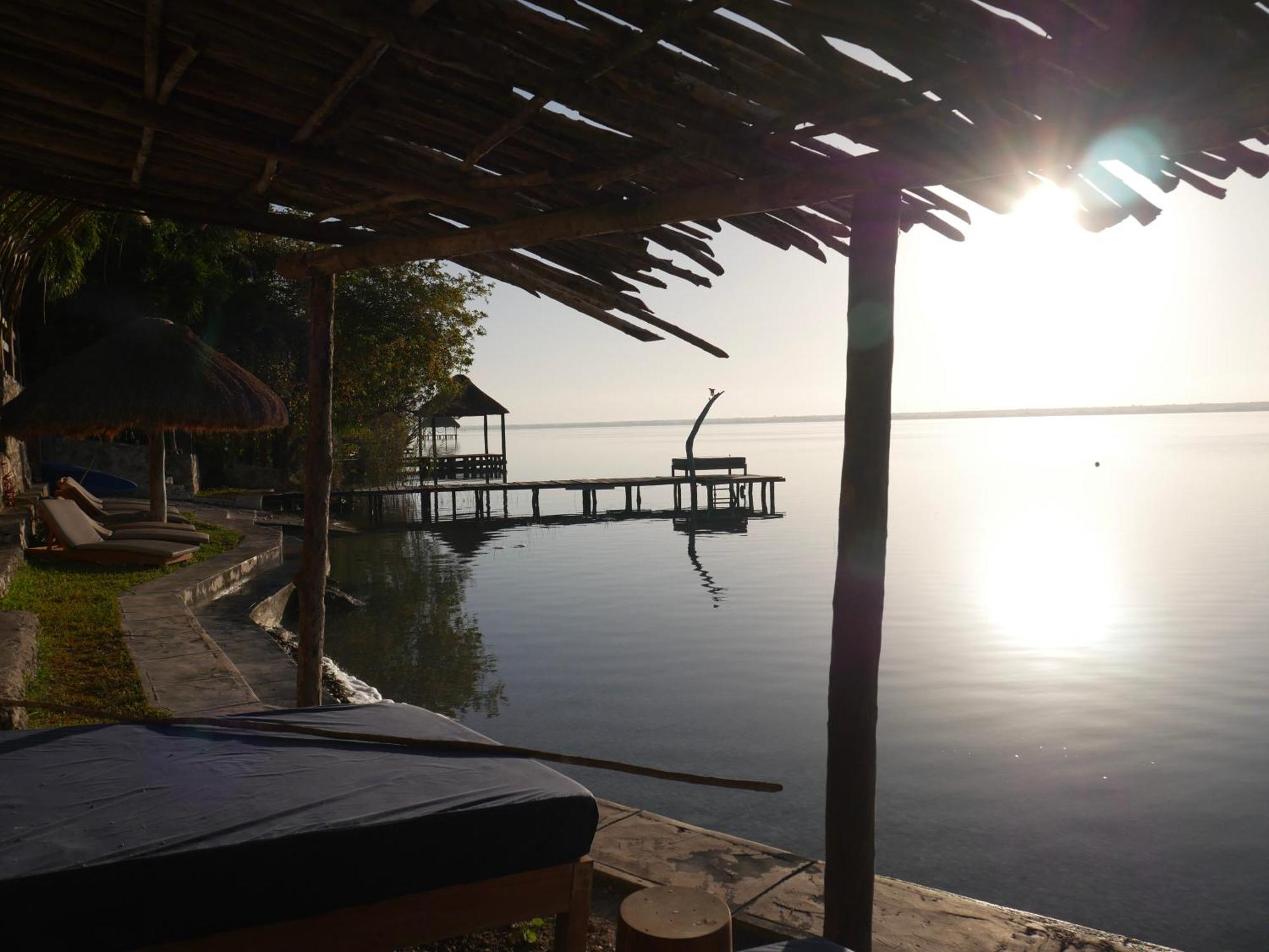Villa Santuario Lake Front Oasis Bacalar Eksteriør billede