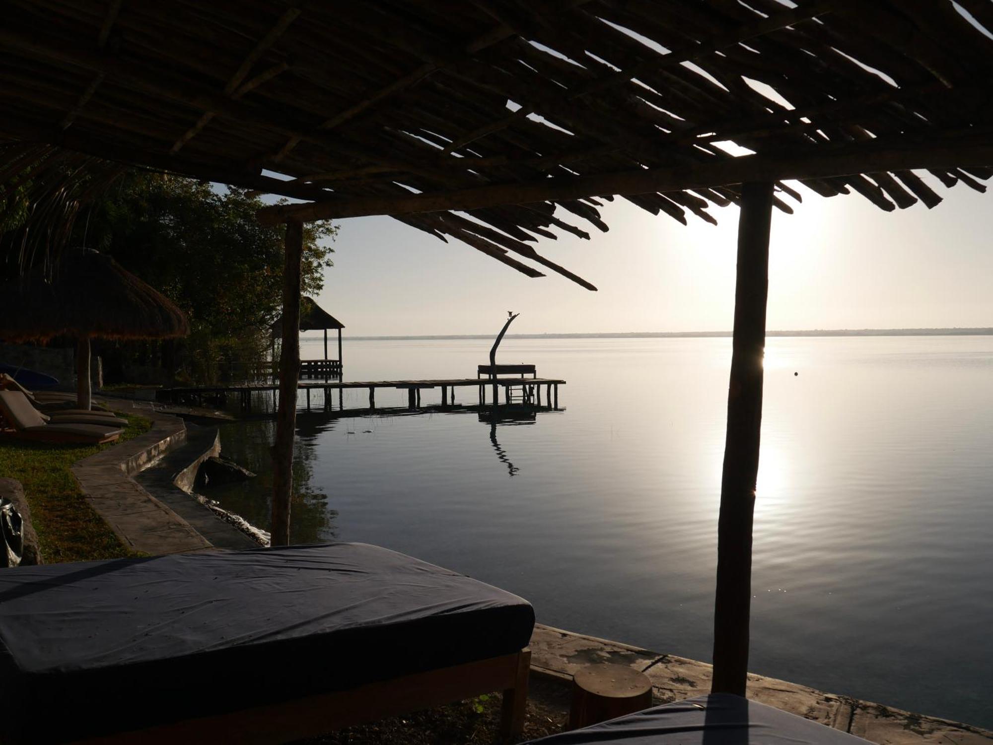 Villa Santuario Lake Front Oasis Bacalar Eksteriør billede